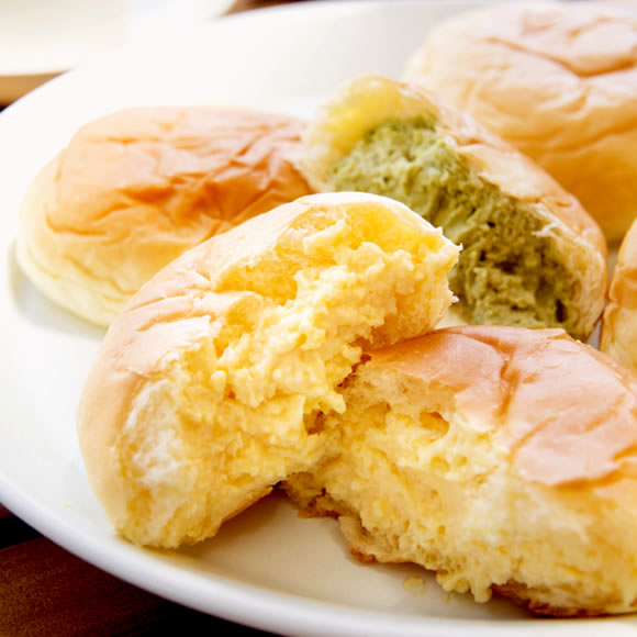 八天堂プレミアムフローズンくりーむパン