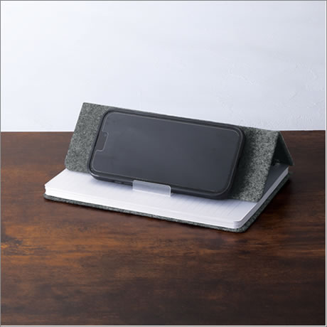 スマホスタンドにもなるA5ノート